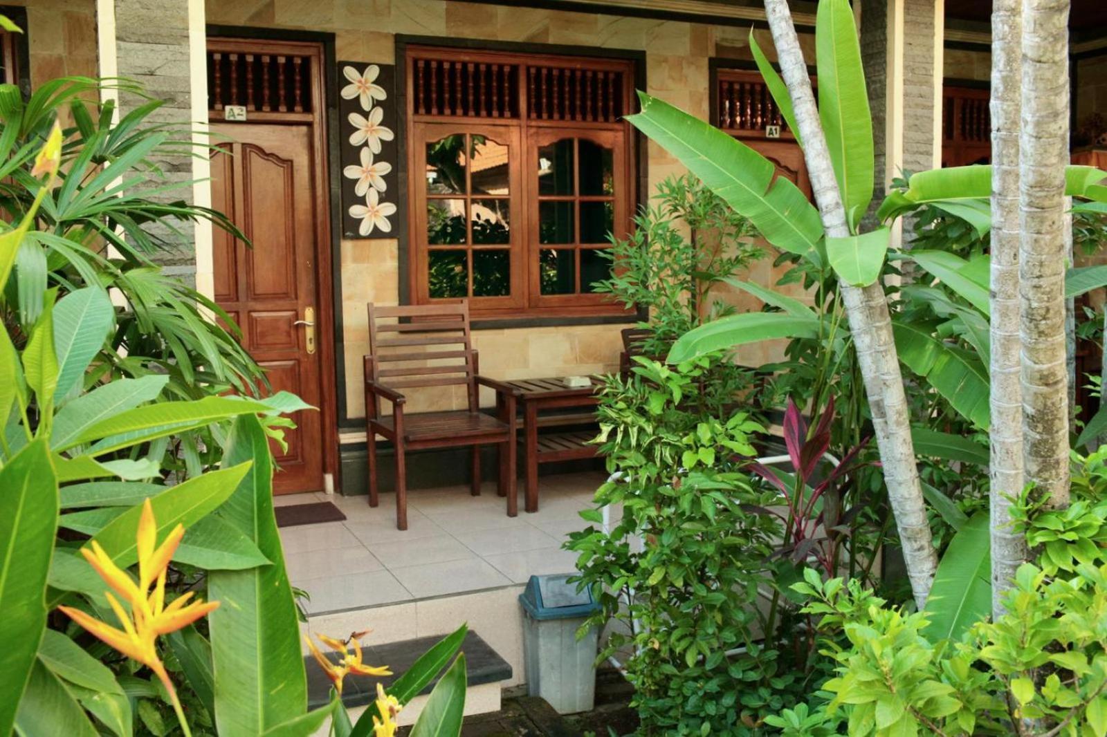 Adus Beach Inn Legian  Exterior photo